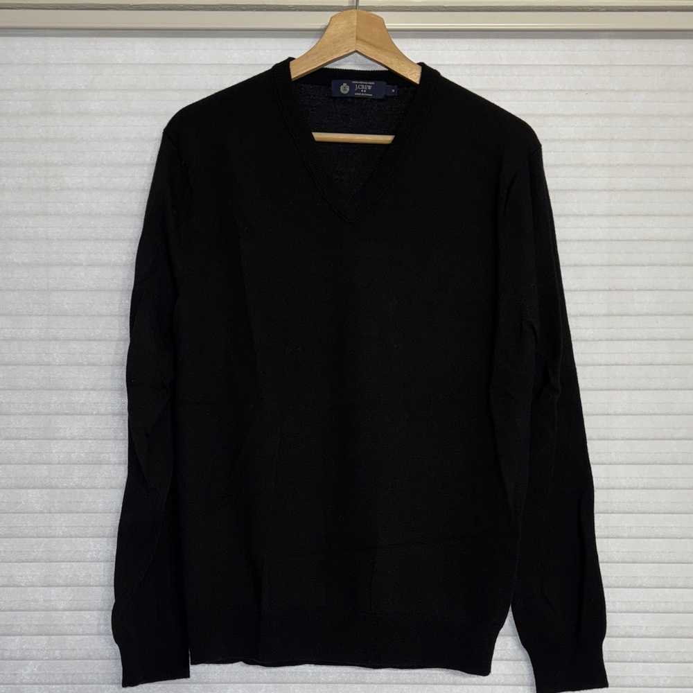J.Crew Men's Black V-Neck Sweater